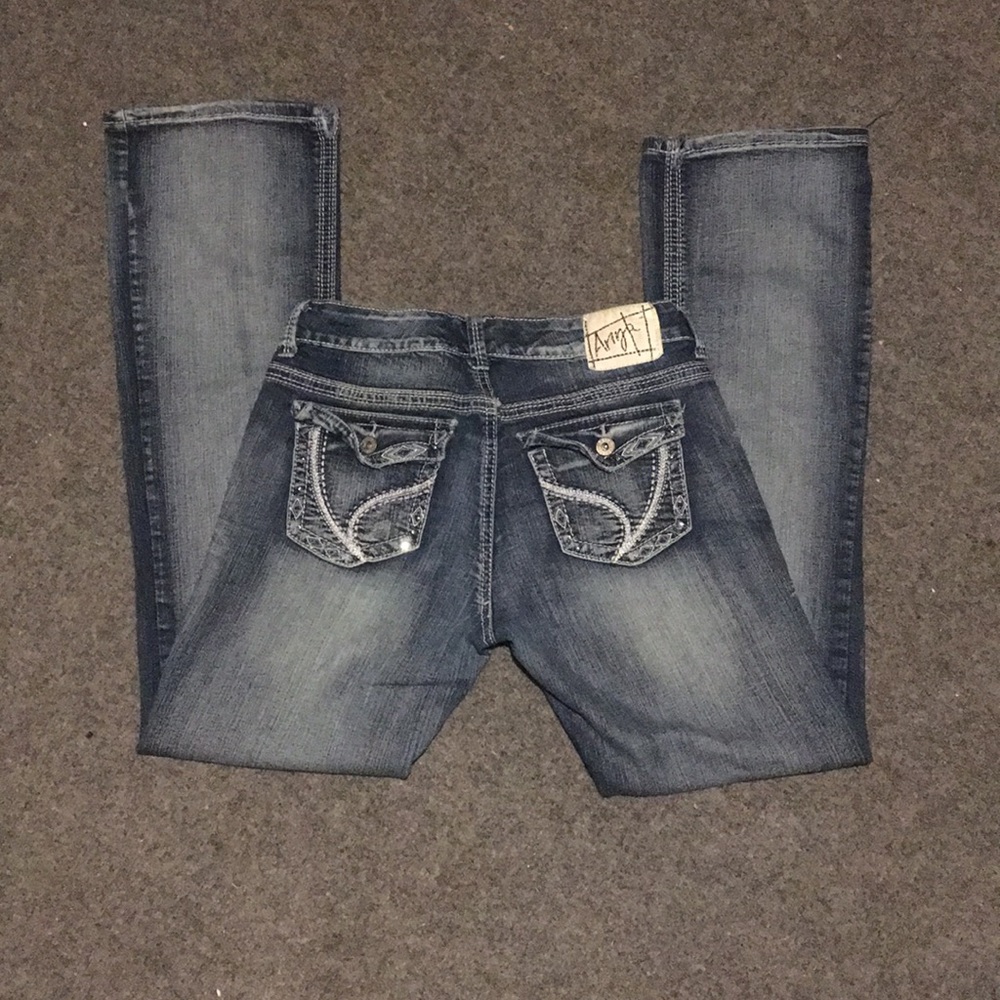 Stone wash Ariya Jeans!! Size 9/10 NWOT